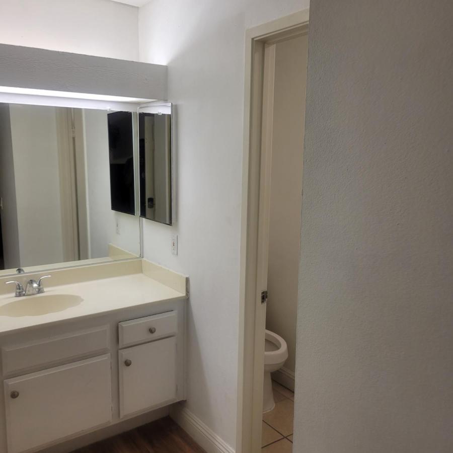 Private Room With Private Bath Rialto Exterior foto