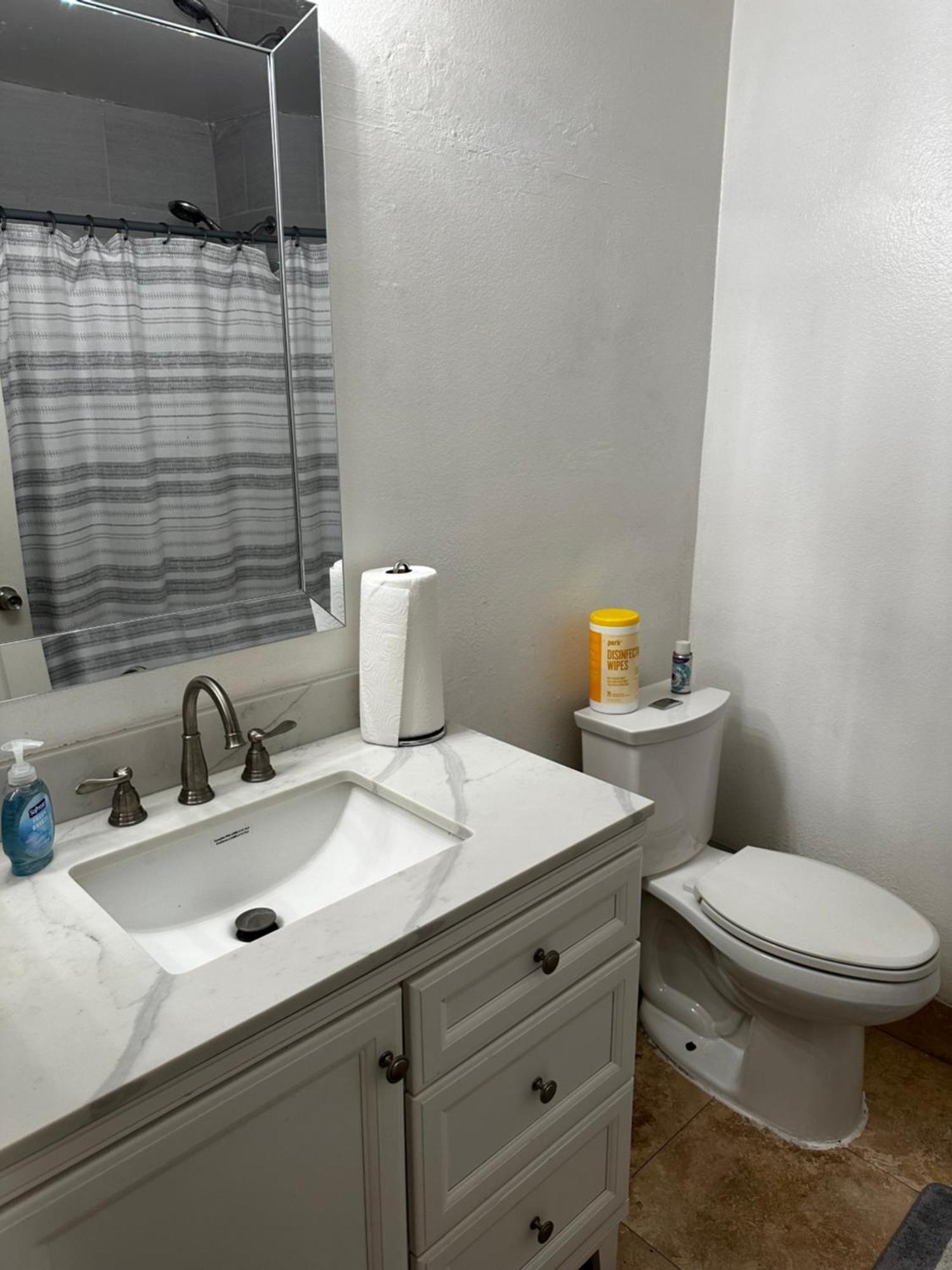 Private Room With Private Bath Rialto Exterior foto